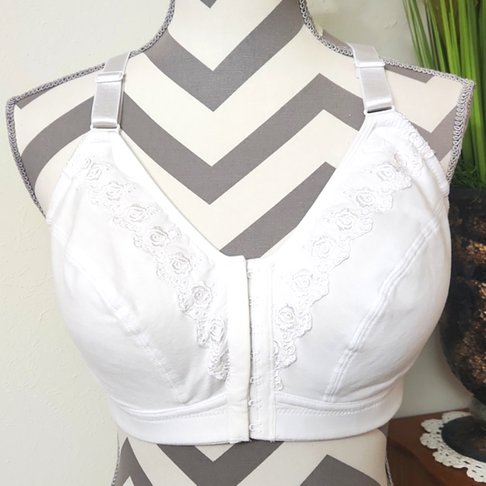 Instant Shaping White Wireless Bra